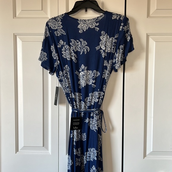 Brand new, never worn, Lulu’s navy blue dress, size Medium - Picture 5 of 8